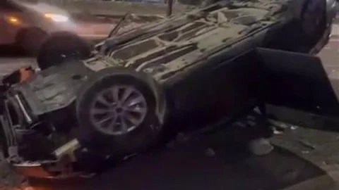 Buzlanma Nedeniyle Takla Atan Araçta Yaralı Var