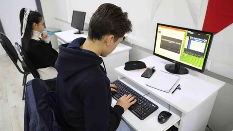 Haliliye'de Teknoloji Odaklı Eğitimler Devam Ediyor