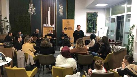 Balıkesirli Öğretmenlerden Coşkulu Müzik Etkinliği