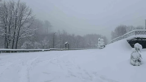Kocaeli'de Yoğun Kar Yağışı Devam Ediyor