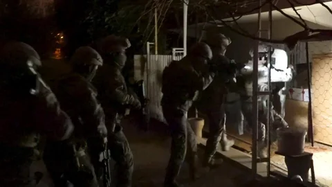 Antalya'da Eş Zamanlı Operasyon Gerçekleştirildi