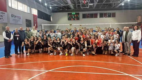 Eskişehir'de Voleybol Müsabakaları Sonuçlandı