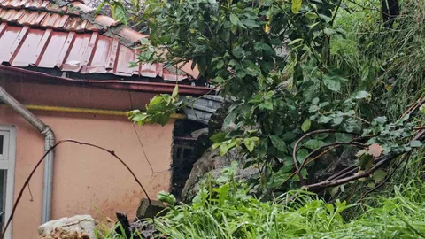 Zonguldak'ta Heyelan Korkuttu