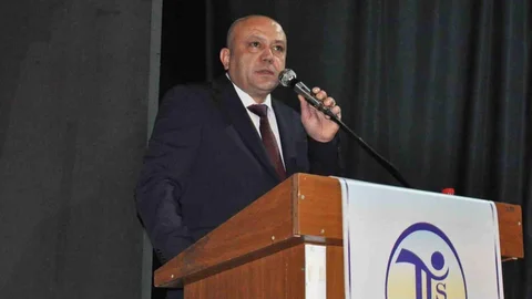 Salihli'de Terzilerde Saygın Yeniden Başkan Seçildi