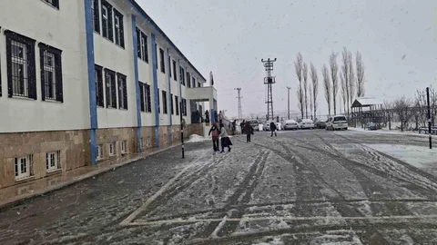 Adıyaman'da Okullar Tatil Edildi