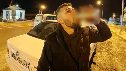 Alkollü Sürücü Araç Başında İçmeye Devam Etti