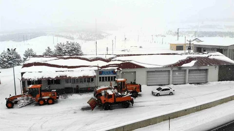 Erzincan'da Kar ve Sis Etkili Oldu