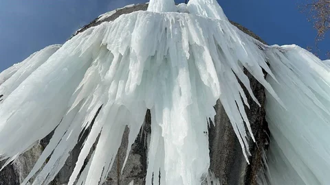 Ağrı'da Dondurucu Soğuk Devam Ediyor