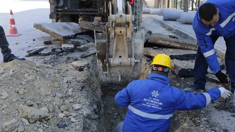 Kuşadası’nda Altyapı Çalışmaları Devam Ediyor