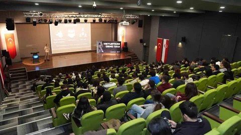 Türkiye'nin Başarılı Öğrencileri Girişimci Oluyor