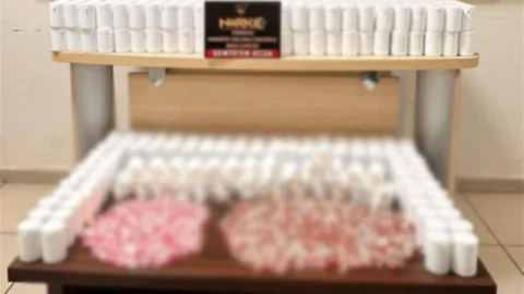 Turgutlu'da Sentetik Hap Operasyonu