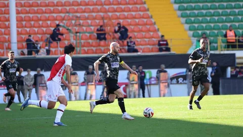 Corendon Alanyaspor ile Fatih Karagümrük 2-2 Berabere Kaldı