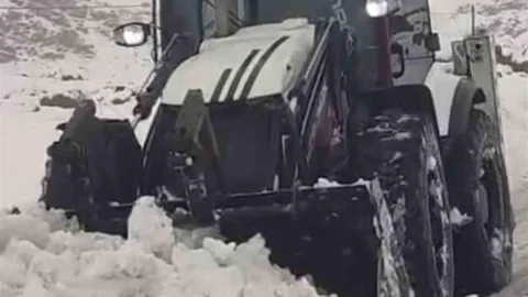 Çermik'te Kapanan Yollar Açıldı