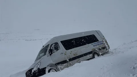Ardahan'da Minibüs Krizi Çözüldü