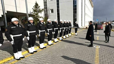 Eskişehir Valisi Aksoy Emniyet Teşkilatı ile Vedalaştı