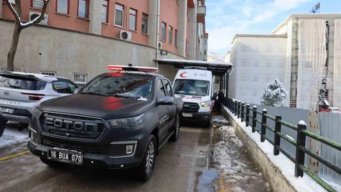 Bursa'da Kardan Yol Kapanması