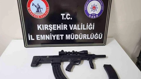 Kırşehir'de Hırsızlık Şüphelileri Yakalandı
