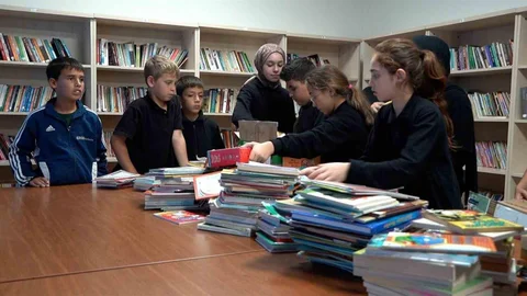 Atakum'da 10 Bin Kitap Öğrencilerle Buluştu