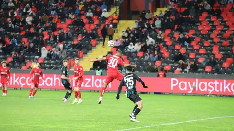 Gaziantep FK, Kocaelispor'u Yendi