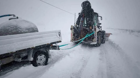 Bayburt'ta Karla Mücadele Devam Ediyor