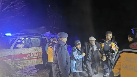 Elazığ'da KOAH Hastasına UMKE Yardımı