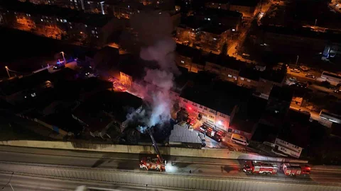 Eskişehir'de Depo Yangını Kontrol Altına Alındı