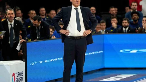 Sarunas Jasikevicius, 3 Yıl Daha Fenerbahçe'de Kalacak