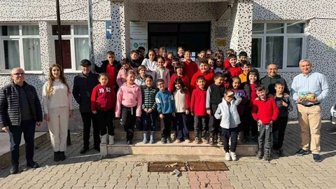 Tırazlar'da Yazar-Öğrenci Buluşması