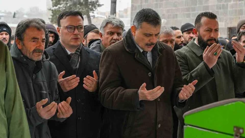 Erzurum'da Naciye Nine'ye Vefa Gösterildi