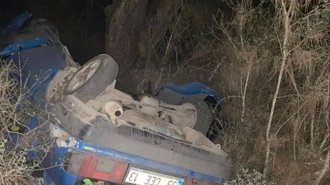 Bilecik'te Yoldan Çıkan Araçta Yaralı Var