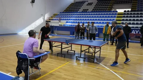 Aydın'da Hastane Personeli Masa Tenisi Turnuvası