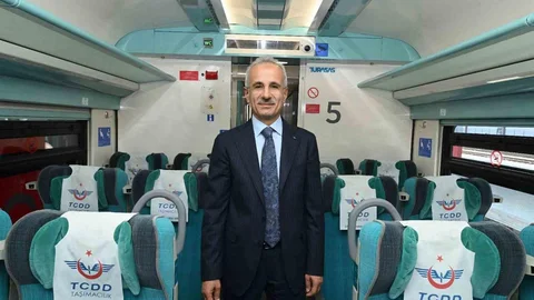 Ulaştırma Bakanı Uraloğlu'ndan Ek Koltuk Açıklaması