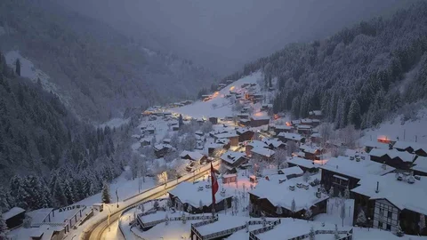 Ayder Yaylası Beyaza Büründü