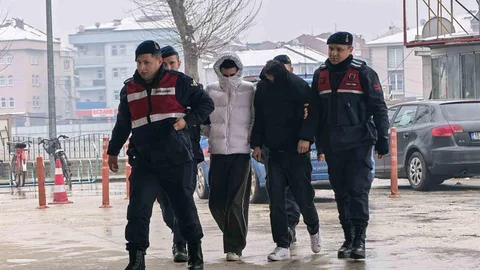 İnegöl'de İnternet Kablo Hırsızları Tutuklandı