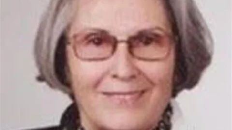 İzmir'de Anne ve Kızı Son Yolculuğuna Uğurlandı