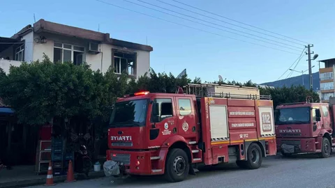 Hatay'da Müstakil Evde Yangın Çıktı