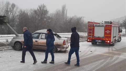 Tavşanlı'da Kontrolden Çıkan Araç Kazası