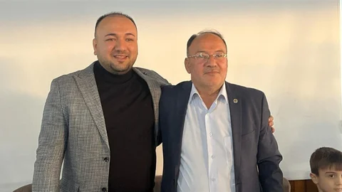 Tavşanlı Marangozlar Odası'nda Güven Tazeleyen Başkan