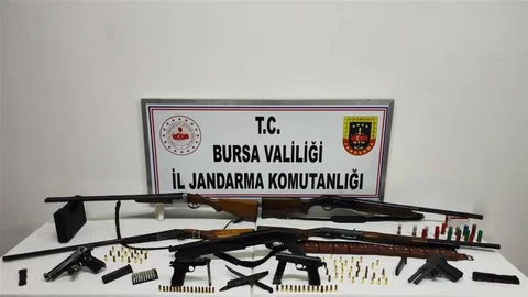 Bursa'da Ruhsatsız Silah Operasyonu Yapıldı