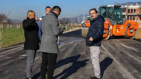 Emirbeyazıt Mahallesi'nde Üstyapı Çalışmaları Başladı