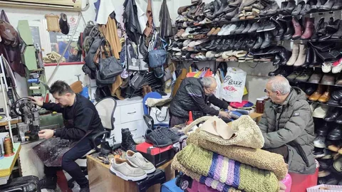 Kış Ayakkabı Tamircilerini Sevindiriyor