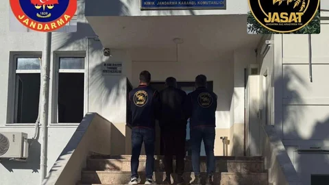 Antalya'da 40 Yıl Hapis Cezalı Firari Yakalandı
