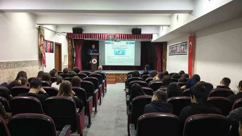 Afyonkarahisar'da Lise Öğrencilerine Eğitim Verildi