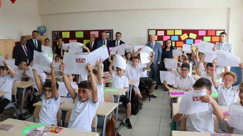 Denizli'de 180 Bin Öğrenci Karnelerini Alacak