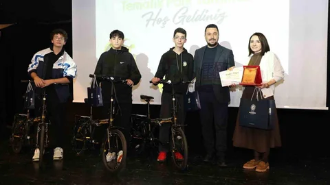 Samsun'da Yenilenebilir Enerji Yarışması Düzenlendi