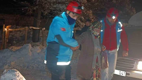 Tunceli'de UMKE Üç Vakaya Müdahale Etti