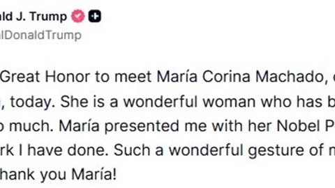 Venezuela'nın Muhalif Lideri Trump'a Ödül Verdi