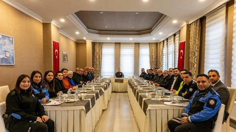 Bilecik'te Emniyet ve Muhtarlar Bir Araya Geldi