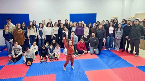 Özel Eğitim Öğrencileri Bilecik'te Eğlenceli Etkinlikte Bulundu