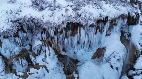 Sivas’ta Dipsizgöl Kış Manzarasıyla Büyülüyor
